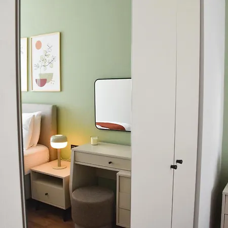 13th Floor Brand New Cozy 2br With Balcony アパート