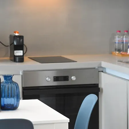 13th Floor Brand New Cozy 2br With Balcony Apartmán *