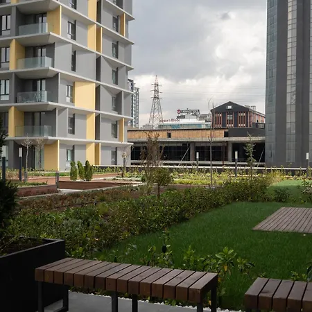Apartment 13th Floor Brand New Cozy 2br With Balcony